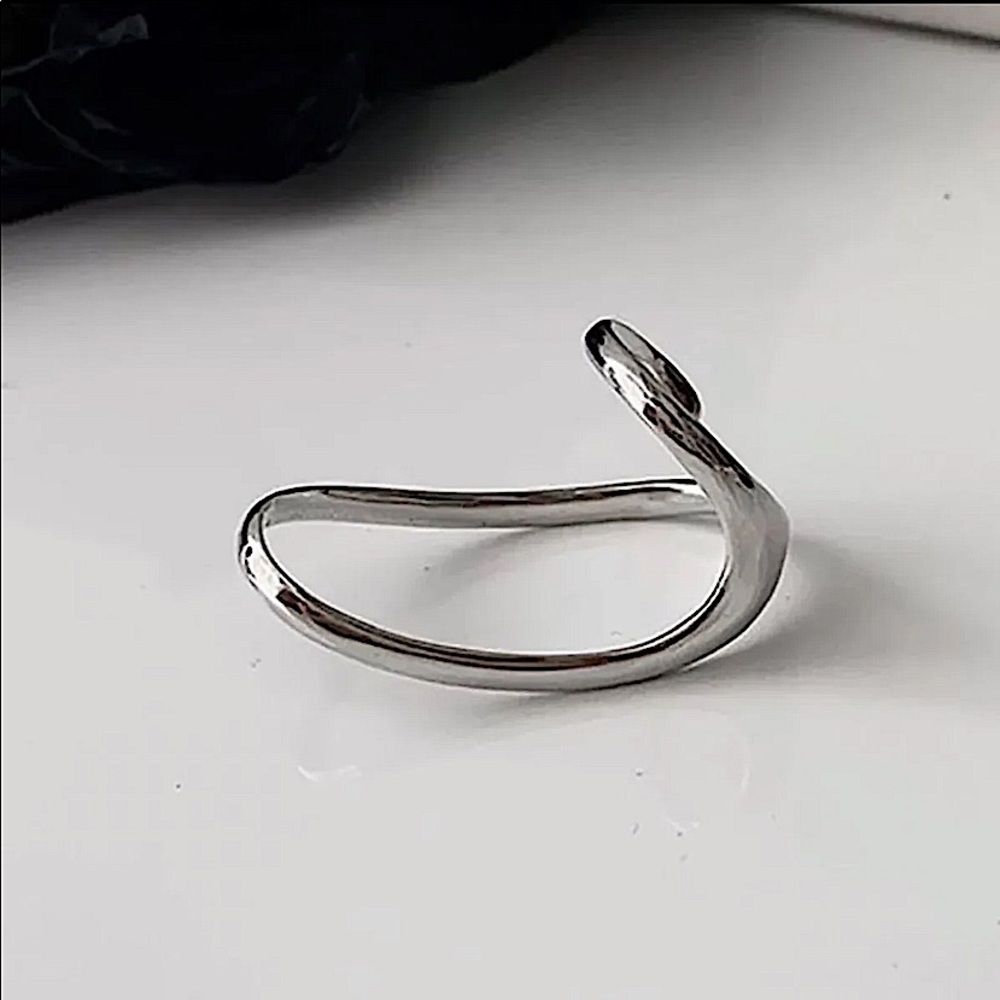 Irregular Sterling Silver Ring - Picture 6 of 16